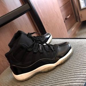 Jordan retro 11 Space Jams black size 5.5Y GREAT condition